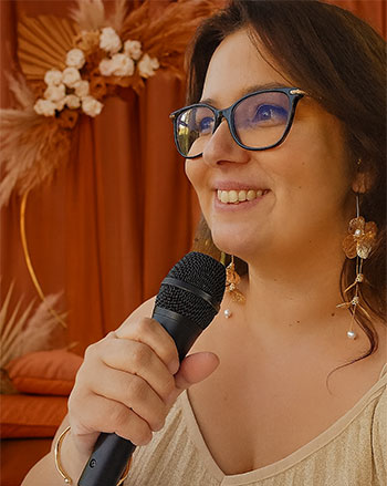 Officiante de céremonie laïque